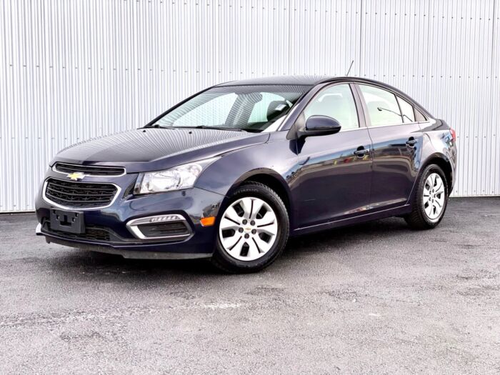 USED 2015 Chevrolet Cruze 1LT 1LT W/ BACKUP CMERA / BLUETOOTH Calgary AB T2G 4P2