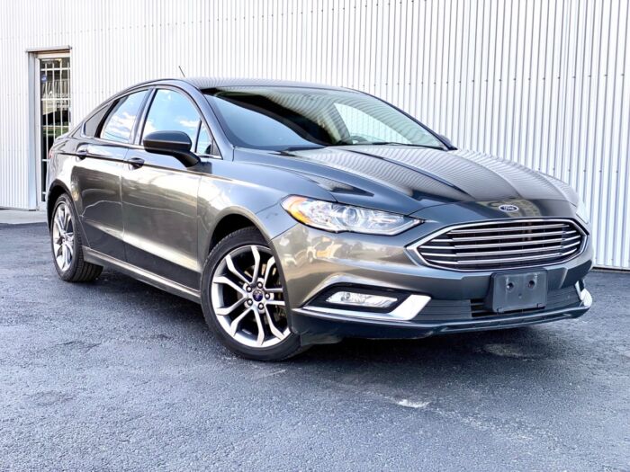 USED 2017 Ford Fusion SE SE / BACKUP CAMERA / SUNROOF / BLUETOOTH Calgary AB T2G 4P2