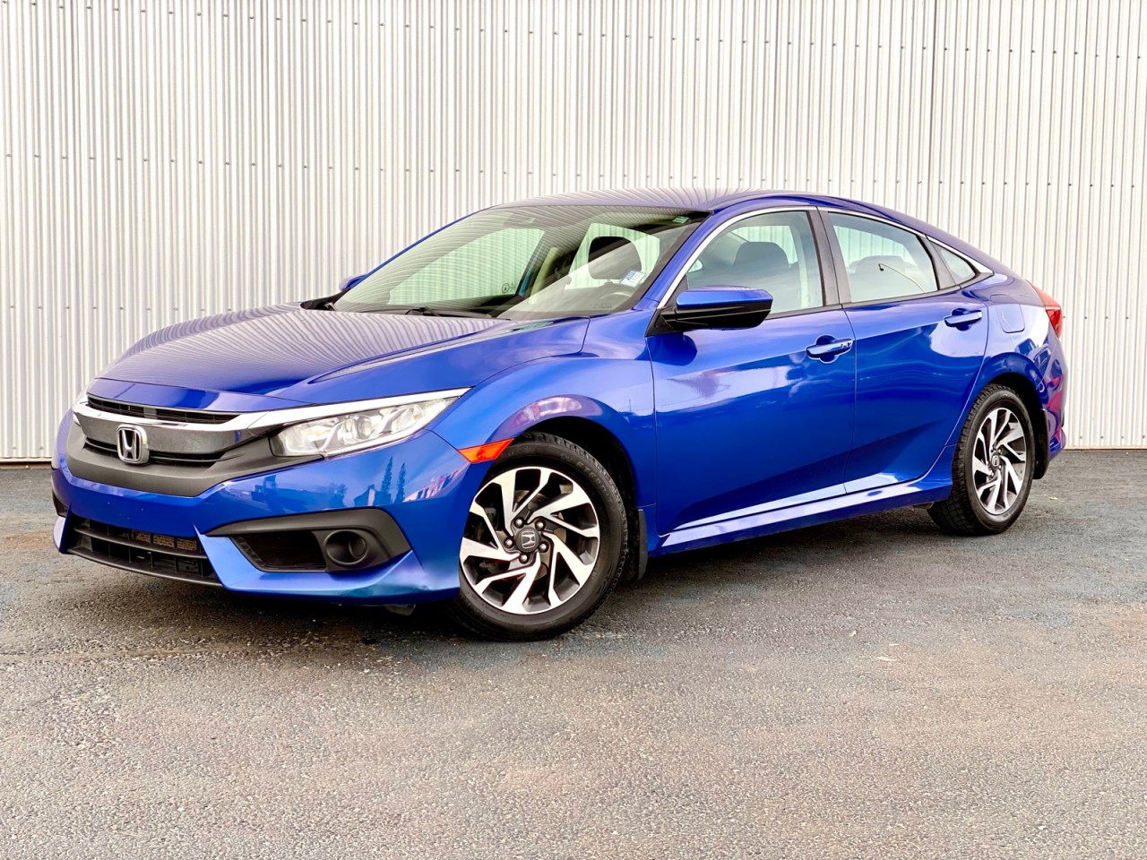 USED 2018 Honda Civic Sedan SE SE CVT / LANE ASSIST / BACKUP CAMERA /  HEATED SEATS Calgary AB T2G 4P2