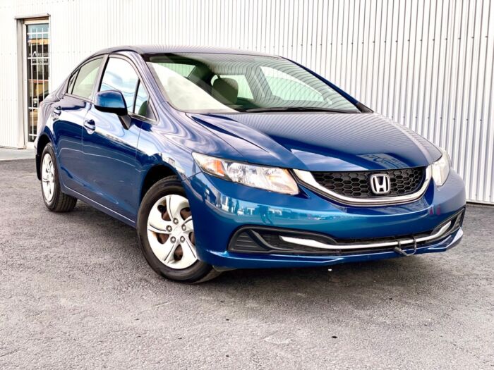 USED 2013 Honda Civic Sdn LX LX / ONE OWNER & NO ACCIDENTS Calgary AB T2G 4P2