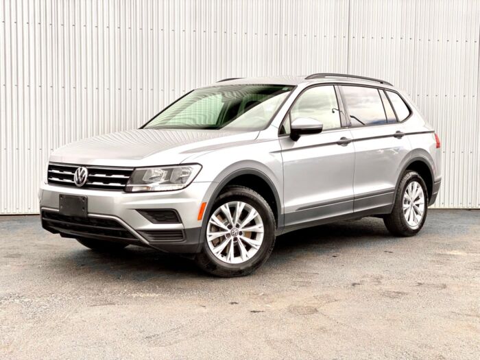 USED 2019 Volkswagen Tiguan Trendline Trendline 4MOTION Calgary AB T2G 4P2