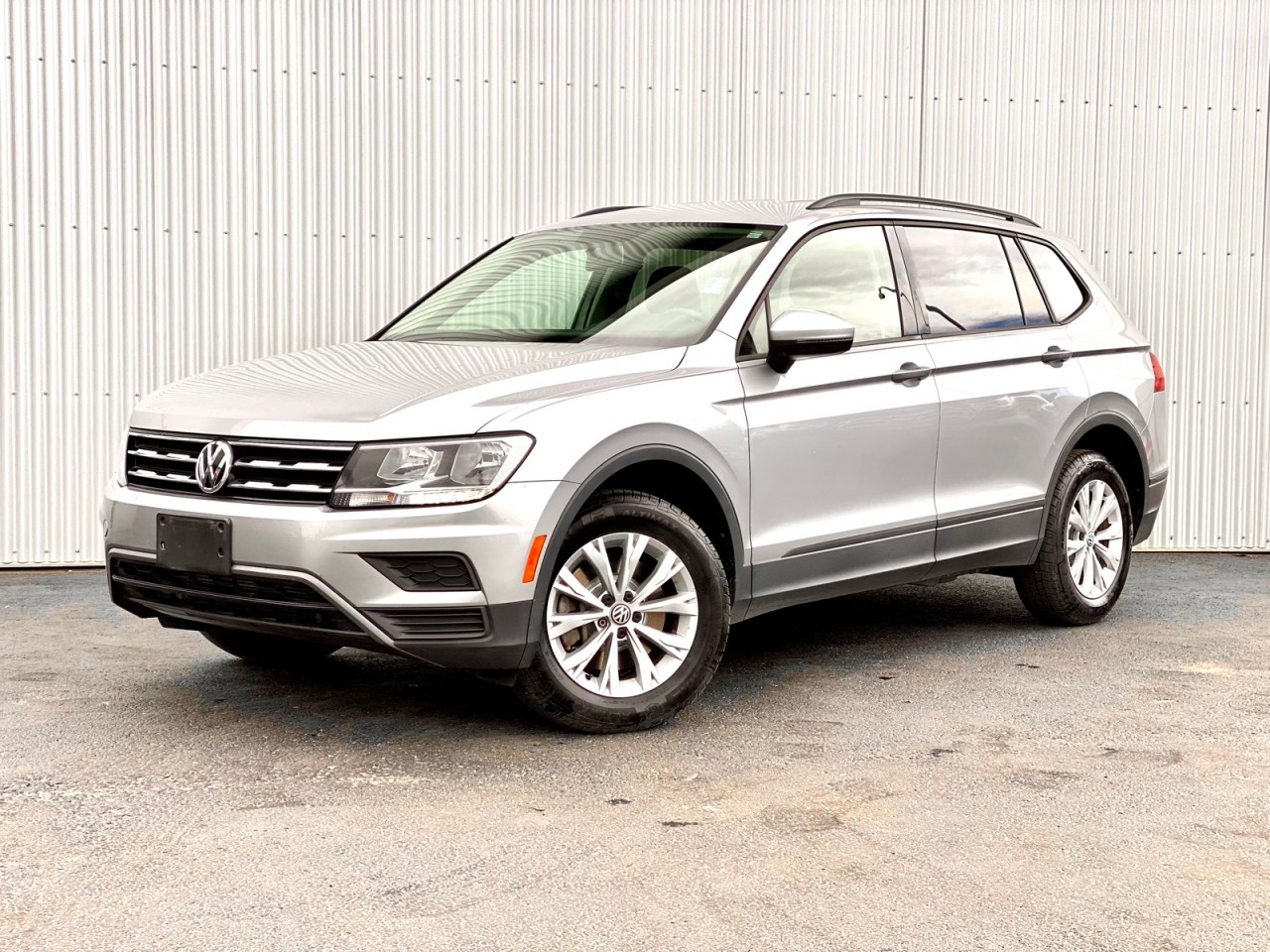 USED 2019 Volkswagen Tiguan Trendline Trendline 4MOTION Calgary AB T2G 4P2