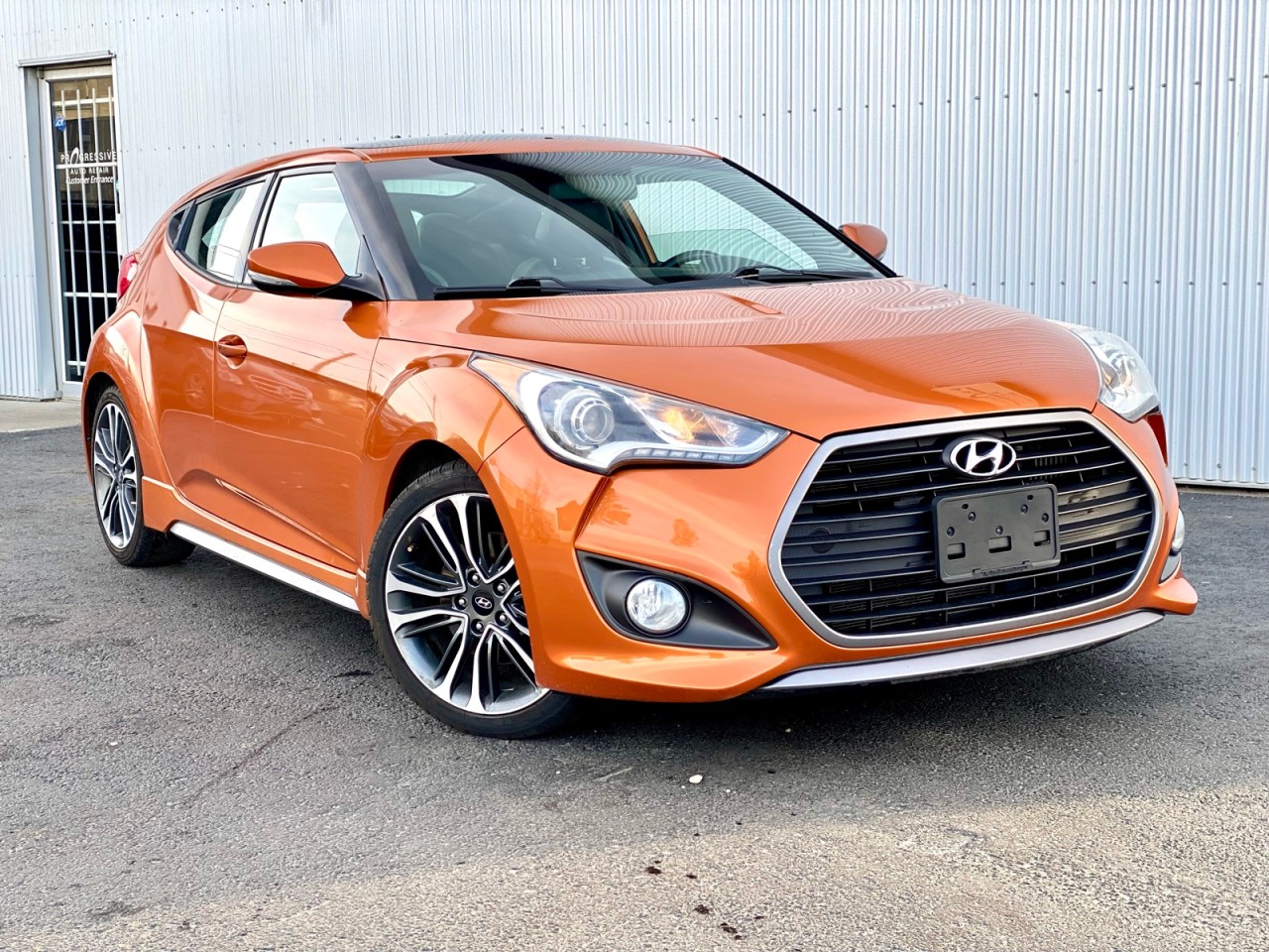 USED 2016 Hyundai Veloster Turbo 3dr Cpe Auto Turbo Calgary AB T2G 4P2