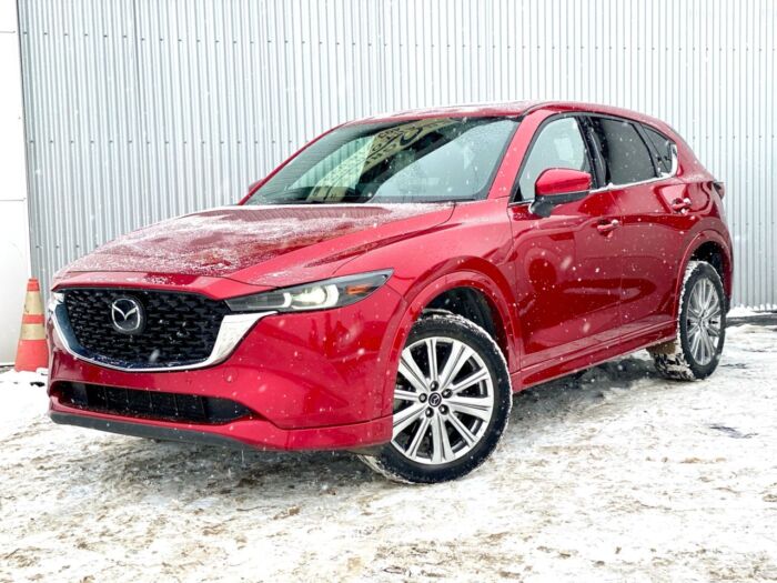 USED 2022 Mazda CX-5 Signature Signature AWD Calgary AB T2G 4P2